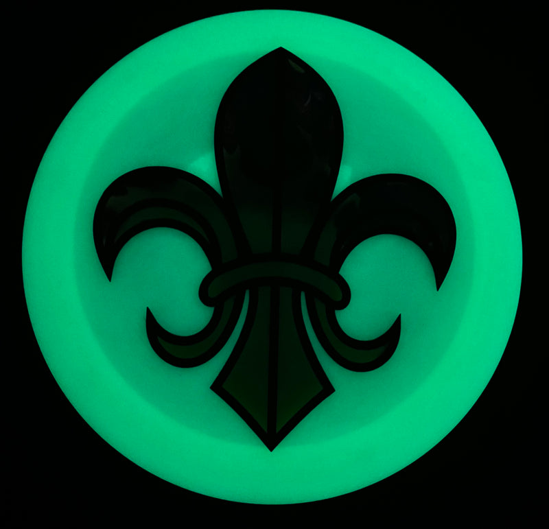 Load image into Gallery viewer, Reidiculous Concepts Fleur-de-lis Proto Glow Champion Shryke - Innova 175.66g
