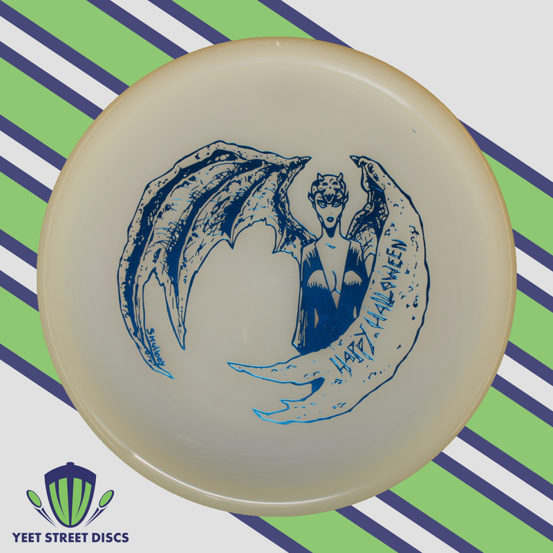 Load image into Gallery viewer, Skulboy Vampire K1 Glow Berg - Kastaplast 176.18g
