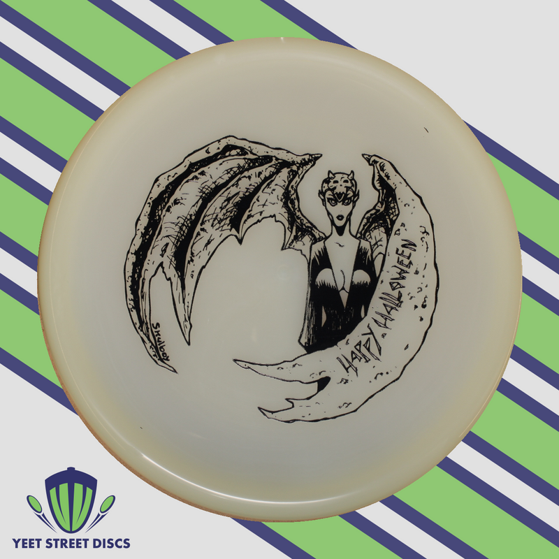 Load image into Gallery viewer, Skulboy Vampire K1 Glow Berg - Kastaplast 175.29g
